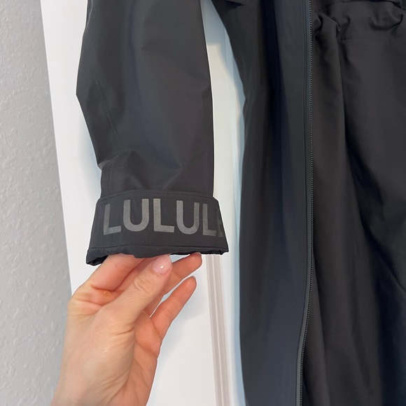Lululemon Long Rain Rebel Raincoat - Picture 3 of 3